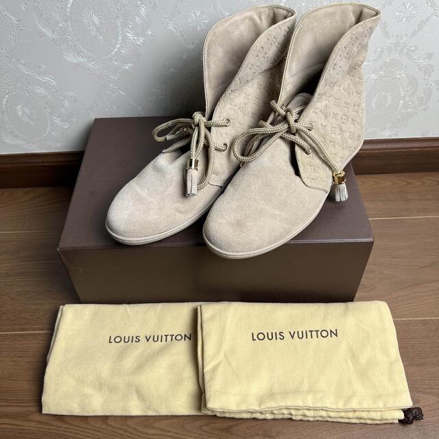 LOUIS VUITTON(ルイヴィトン)のLOUIS VUITTON ルイヴィトンのブーツ　靴シューズ23cm レディースの靴/シューズ(ブーツ)の商品写真