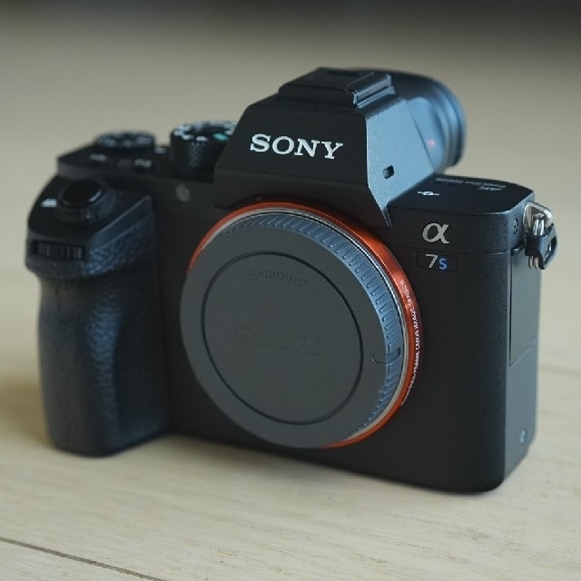 SONY(ソニー)のSony a7sii　ILCE-7SM2 スマホ/家電/カメラのカメラ(ミラーレス一眼)の商品写真