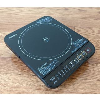 アイリスオーヤマ(アイリスオーヤマ)の★美品★IRIS IHクッキングヒーター IHK-T32-B(その他)