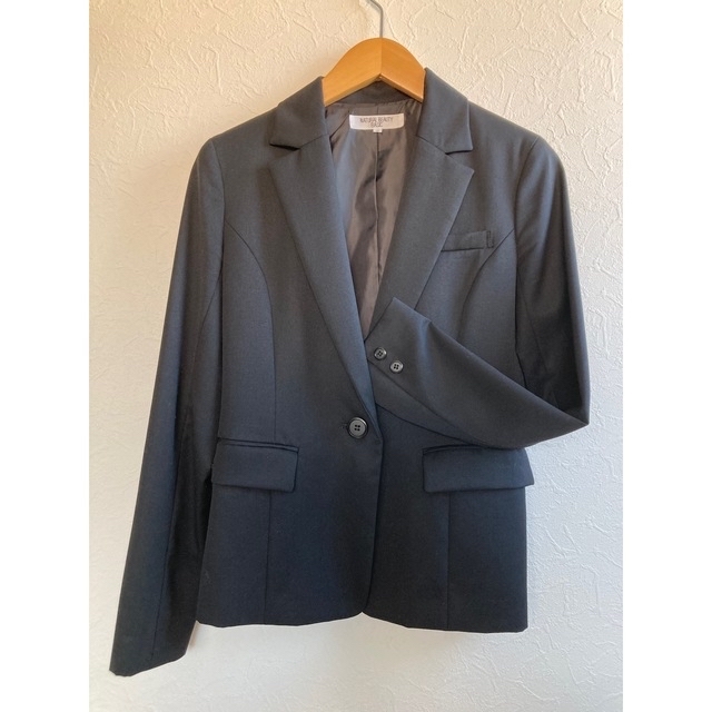 NATURAL BEAUTY BASIC(ナチュラルビューティーベーシック)の黒　スーツ　レディース レディースのフォーマル/ドレス(スーツ)の商品写真