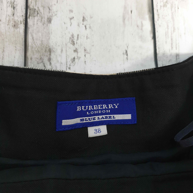 BURBERRY BLUE LABEL(バーバリーブルーレーベル)のBURBERRY BLUE LABEL バーバリーブルーレーベル　 レディースのスカート(ひざ丈スカート)の商品写真