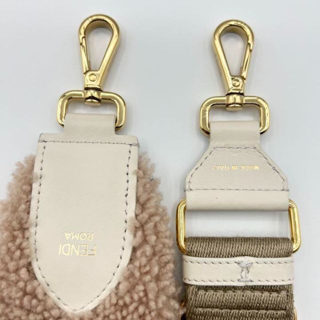 FENDI(フェンディ)の【超美品・希少】フェンディ　ショルダー　ストラップ　ユー　肩ひも　肩紐　バッグ レディースのバッグ(その他)の商品写真