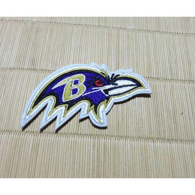 小型BR紫鴉■NFLボルチモア・レイブンズBaltimoreアメフト刺繍ワッペン スポーツ/アウトドアのスポーツ/アウトドア その他(アメリカンフットボール)の商品写真