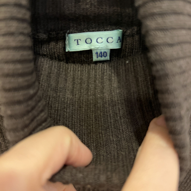 TOCCA(トッカ)のコロン様専用[TOCCA]タートルニット 2点 キッズ/ベビー/マタニティのキッズ服女の子用(90cm~)(ニット)の商品写真