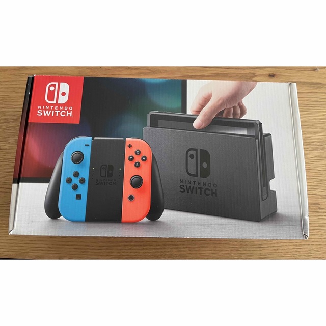 Nintendo Switch(ニンテンドースイッチ)のNintendo Switch 本体　中古　美品 エンタメ/ホビーのゲームソフト/ゲーム機本体(家庭用ゲーム機本体)の商品写真