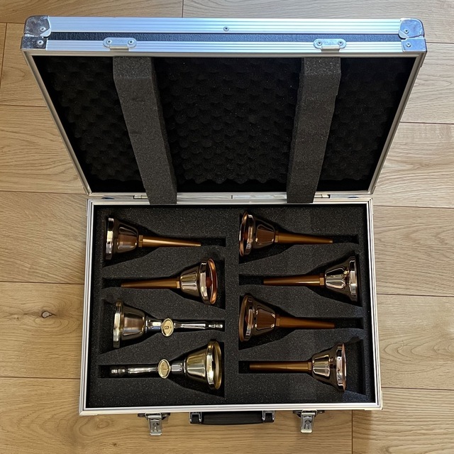 全音/ミュージックベル ハードケース　HC-8 ベル付き 楽器の楽器 その他(ハンドベル)の商品写真