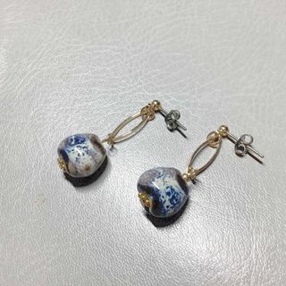 陶器　ピアス　(チタン製)(ピアス)