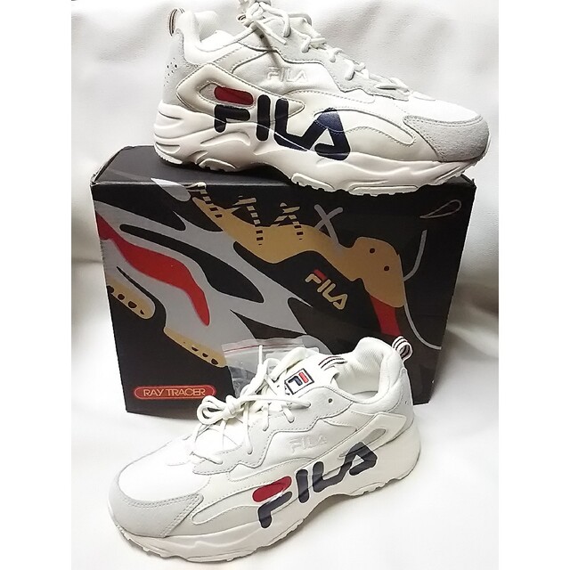 FILA(フィラ)の定9790円！限定90s復刻！名作ビッグロゴ！フィラ新品厚底ボリュームスニーカー メンズの靴/シューズ(スニーカー)の商品写真