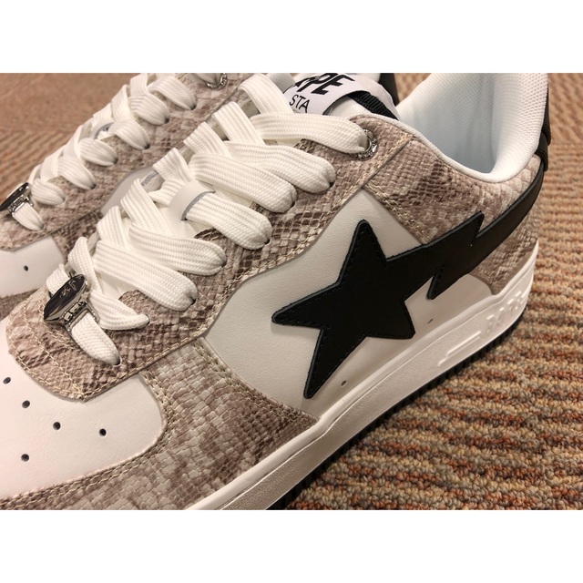 A BATHING APE(アベイシングエイプ)の【新品】A BATHING APE BAPE STA スネークスキン調スニーカー メンズの靴/シューズ(スニーカー)の商品写真