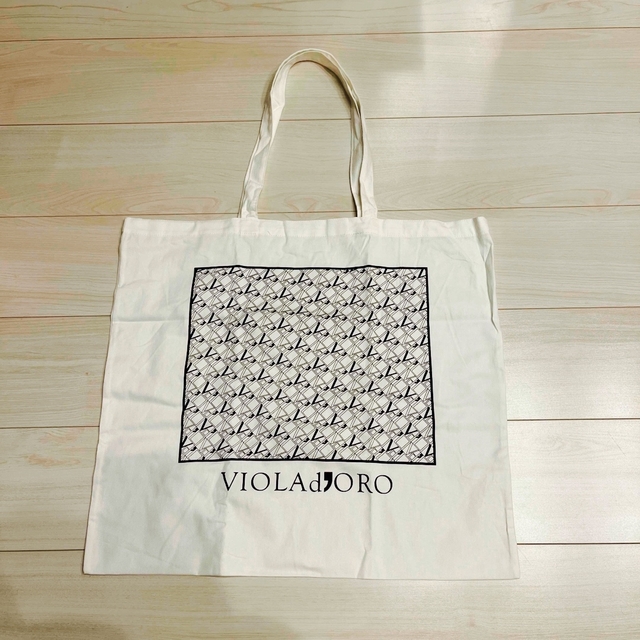 VIOLAd'ORO(ヴィオラドーロ)のVIOLAd'ORO 保存袋 レディースのバッグ(その他)の商品写真