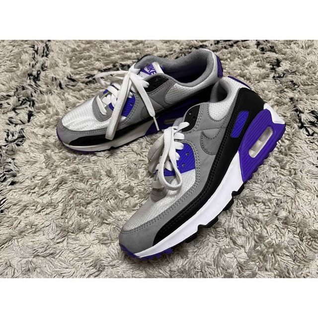 NIKE(ナイキ)の【massa.co様専用】NIKE エアマックス90 24.5cm 中古品 レディースの靴/シューズ(スニーカー)の商品写真