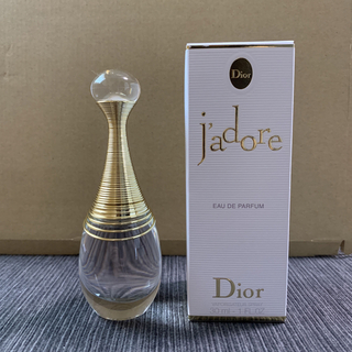 ディオール(Dior)の【DIOR】ジャドール　オードゥ　パルファン30ml『サンプル付き』(香水(女性用))