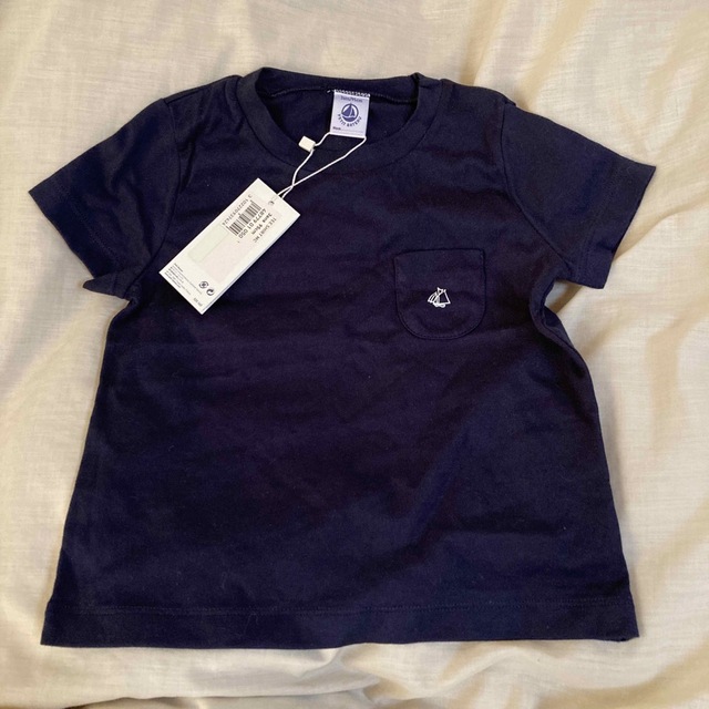 PETIT BATEAU(プチバトー)の新品　プチバトー　半袖　ポケット　Tシャツ　3ans 95 キッズ/ベビー/マタニティのキッズ服男の子用(90cm~)(Tシャツ/カットソー)の商品写真