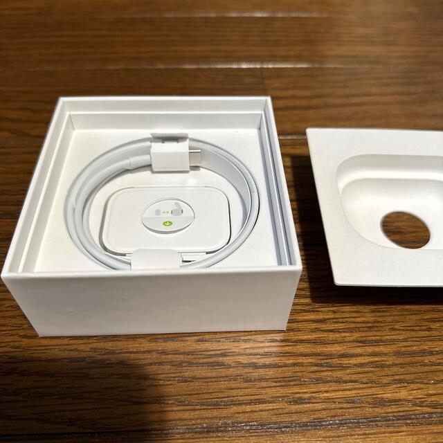 Apple(アップル)の専用・AirPods Pro 第二世代　エアーポッツプロ2 スマホ/家電/カメラのオーディオ機器(ヘッドフォン/イヤフォン)の商品写真