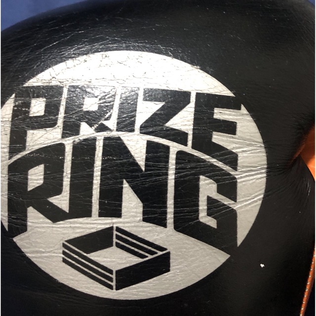  PRIZE RINGボクシンググローブ 本革製10oz 黒／オレンジ スポーツ/アウトドアのスポーツ/アウトドア その他(ボクシング)の商品写真