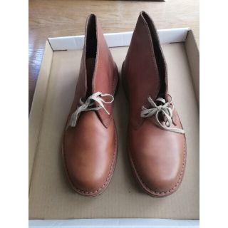 クラークス(Clarks)の美品　26.5 クラークス　Clarks　デザートブーツ　(ブーツ)