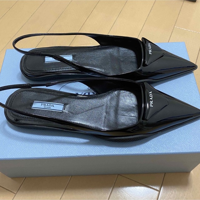 PRADA - 新品PRADA バックストラップ フラットパンプス38の通販 by