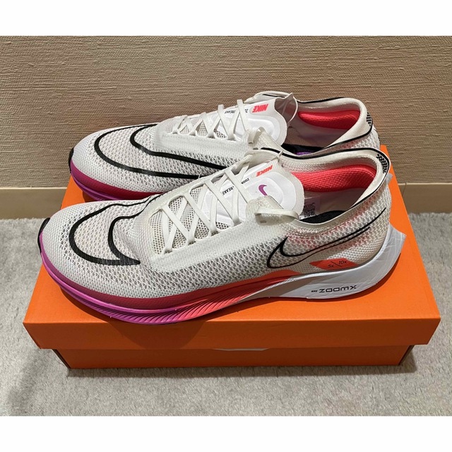新品】 ナイキ ズームX ストリークフライ 27.0 - シューズ