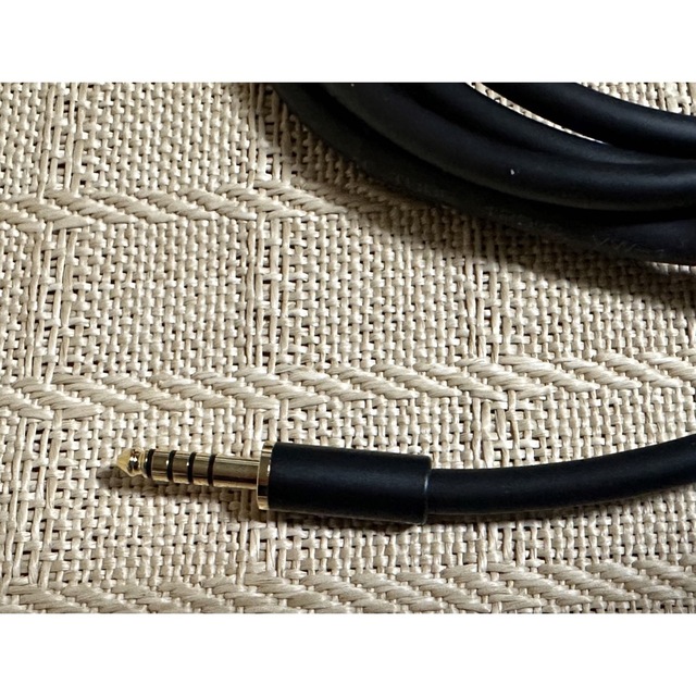 MOGAMI モガミ 2534 Yケーブル(4.4mm5極-XLRメスx2(2m 楽器のレコーディング/PA機器(ケーブル)の商品写真