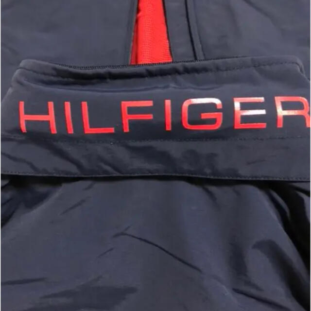 TOMMY HILFIGER(トミーヒルフィガー)のトミーヒルフィガー フード付きナイロンジャケット ネイビー メンズのジャケット/アウター(ナイロンジャケット)の商品写真