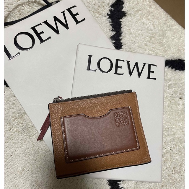 LOEWE(ロエベ)のロエベ　財布 レディースのファッション小物(コインケース)の商品写真