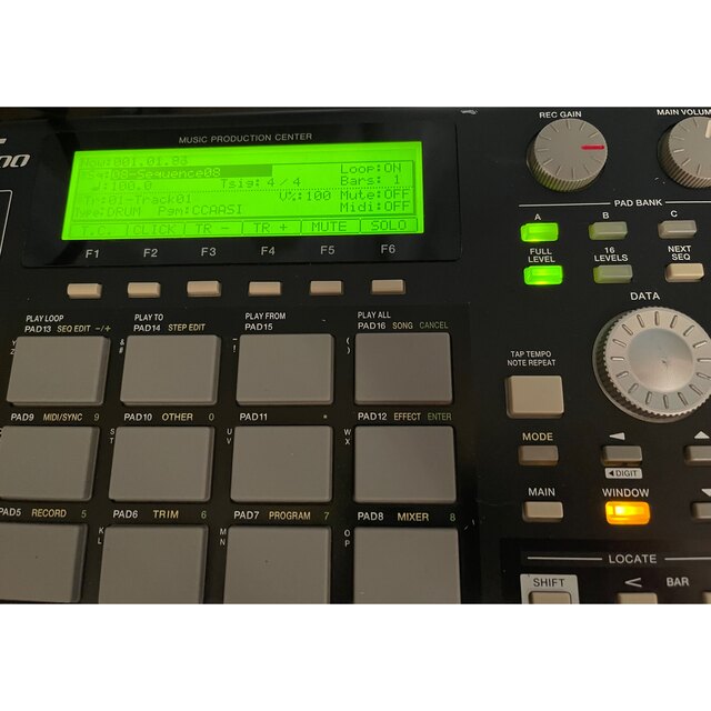 AKAI MPC1000 JJOS無料版 (一部ボタンに注意点) 送料無料