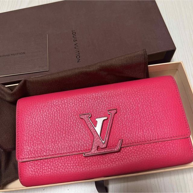 LOUIS VUITTON(ルイヴィトン)の正規品　カプシーヌ　ヴィトン　長財布 レディースのファッション小物(財布)の商品写真