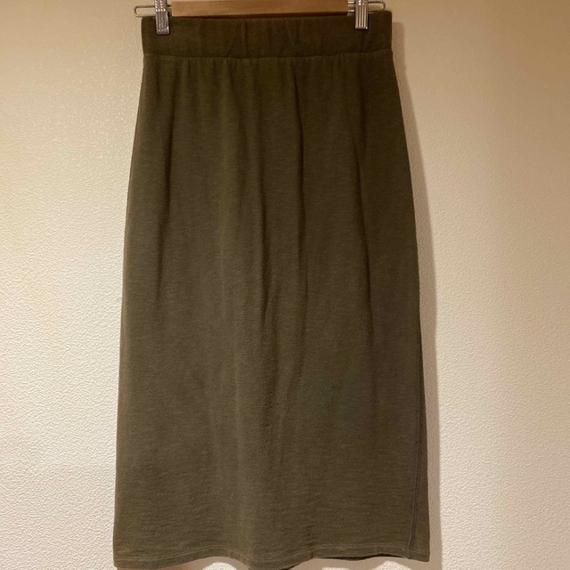 UNITED ARROWS(ユナイテッドアローズ)のユナイテッドアローズ　カーキスカート レディースのスカート(ひざ丈スカート)の商品写真