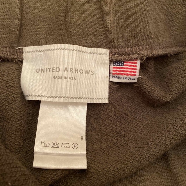 UNITED ARROWS(ユナイテッドアローズ)のユナイテッドアローズ　カーキスカート レディースのスカート(ひざ丈スカート)の商品写真