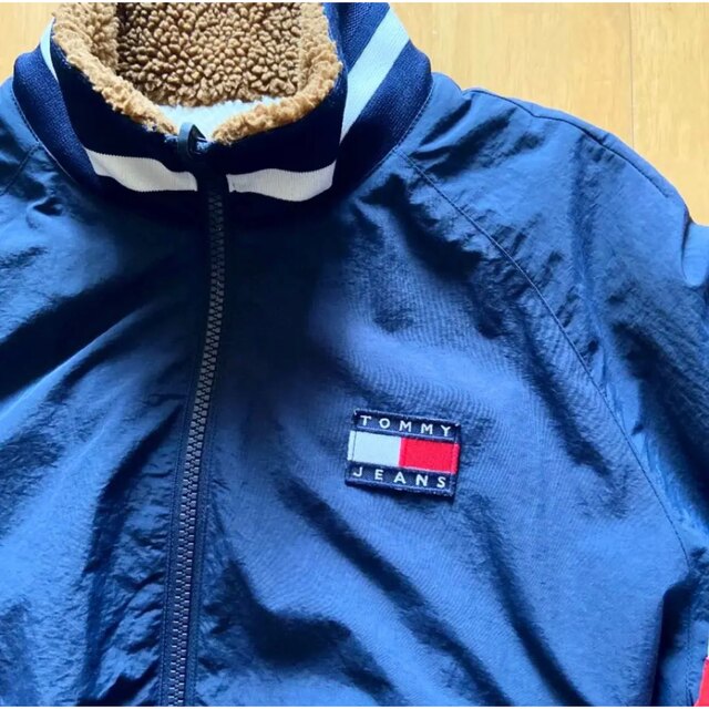 TOMMY HILFIGER(トミーヒルフィガー)のTOMMYJEANS ボアジャケット リバーシブル ナイロンジャケット メンズのジャケット/アウター(ブルゾン)の商品写真