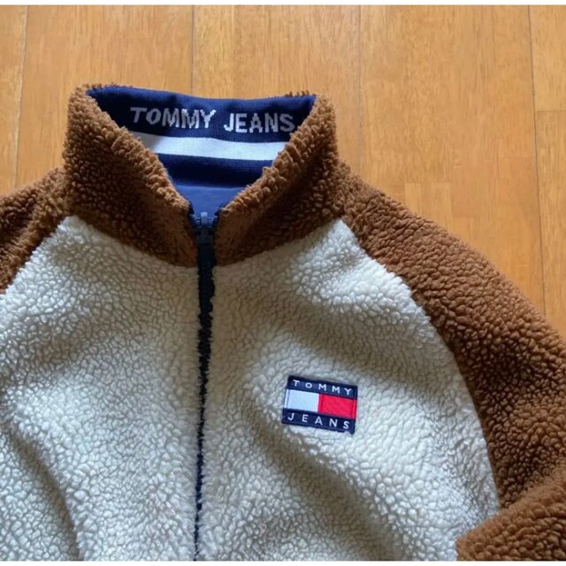 TOMMY HILFIGER(トミーヒルフィガー)のTOMMYJEANS ボアジャケット リバーシブル ナイロンジャケット メンズのジャケット/アウター(ブルゾン)の商品写真