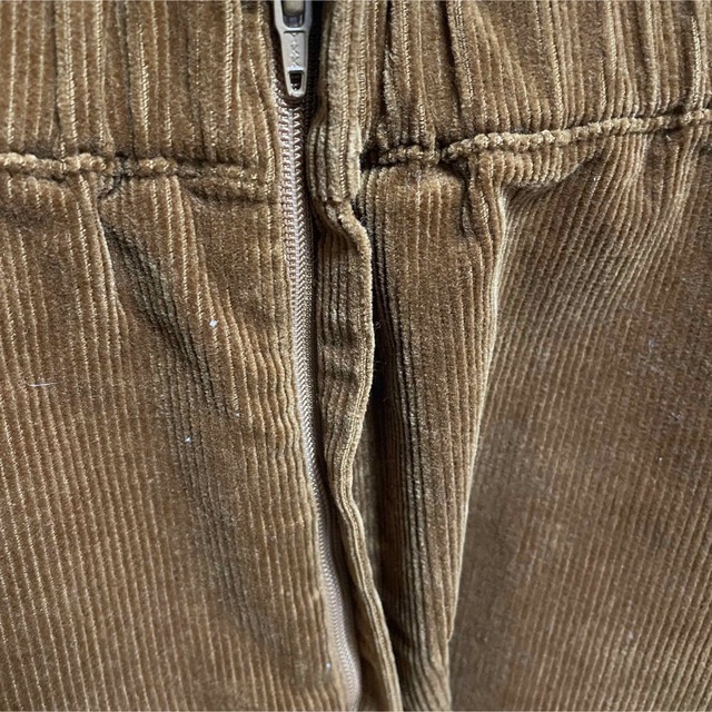 UNIQLO(ユニクロ)のユニクロ コーデュロイフレアスカート レディースのスカート(ひざ丈スカート)の商品写真