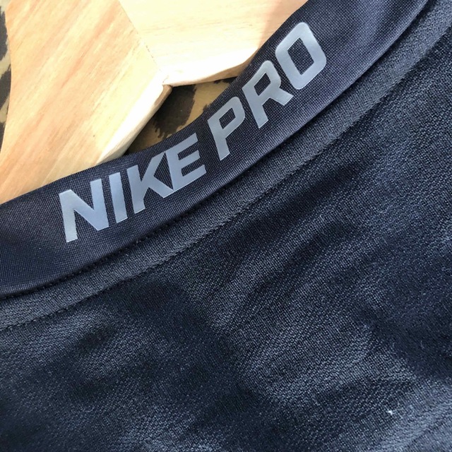 NIKE(ナイキ)のNIKE PRO DRI-FIT compression アンダーウェアＬ スポーツ/アウトドアのランニング(ウェア)の商品写真
