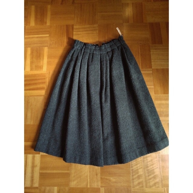 mina perhonen(ミナペルホネン)のSalleyScott  ウール スカート レディースのスカート(ひざ丈スカート)の商品写真