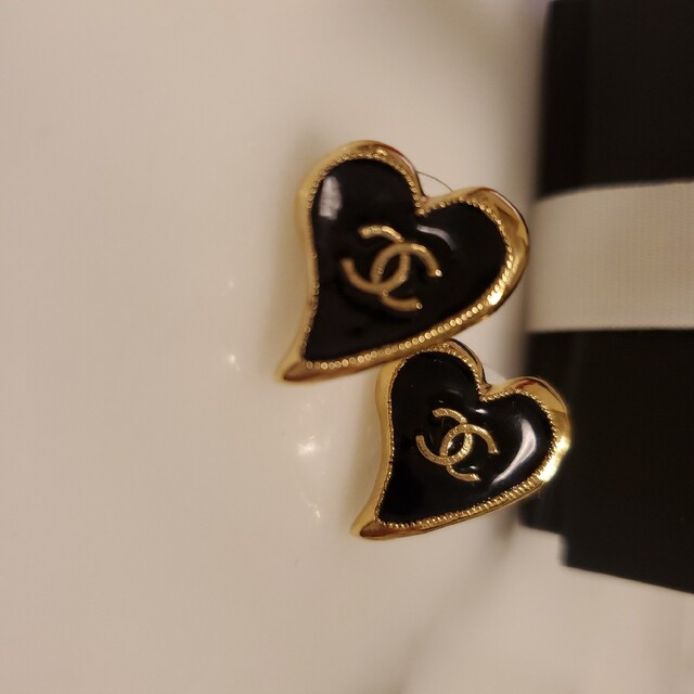 ♡未使用♡CHANEL♡ハートピアス