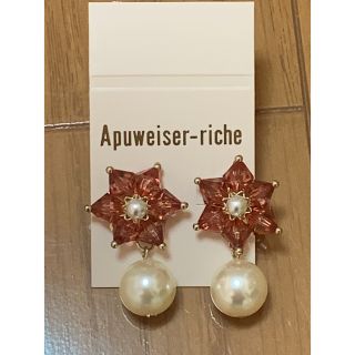 アプワイザーリッシェ(Apuweiser-riche)のアプワイザーリッシェ　ピアス　ゴールド　フラワー　パール　ピンク　キャッチ(ピアス)