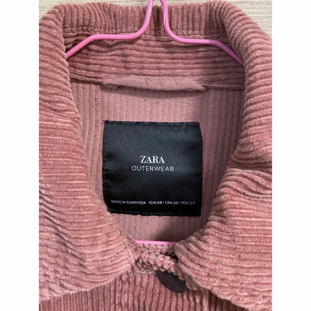 ZARA(ザラ)のコーデュロイジャケット ZARA レディースのジャケット/アウター(Gジャン/デニムジャケット)の商品写真