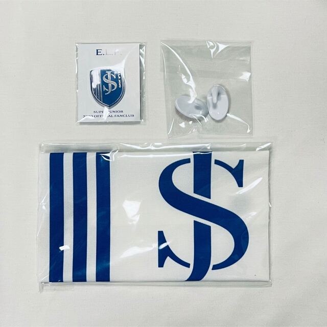 SUPER JUNIOR(スーパージュニア)のSUPER JUNIOR 韓国FC ウェルカムキット  エンタメ/ホビーのタレントグッズ(アイドルグッズ)の商品写真