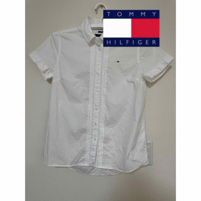 TOMMY HILFIGER(トミーヒルフィガー)のTommy Hilfiger 白シャツ　ブラウス　半袖　ホワイト レディースのトップス(シャツ/ブラウス(長袖/七分))の商品写真