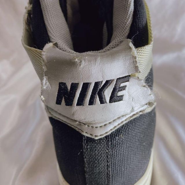NIKE エアバンダル　黒銀　27.5cm 305607-001 メンズの靴/シューズ(スニーカー)の商品写真