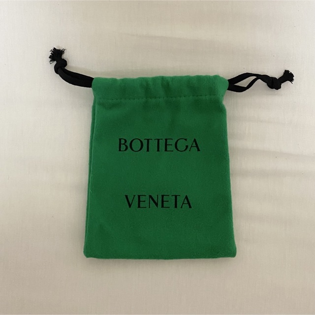 BOTTEGA VENETA(ボッテガヴェネタ)の新品未使用 ボッテガヴェネタ 保存袋 巾着袋 グリーン レディースのバッグ(ショップ袋)の商品写真