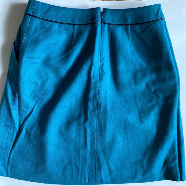 UNTITLED(アンタイトル)のSALE【 アンタイトル 】2 タイトスカート　スカート 膝丈スカート　ブルー レディースのスカート(ひざ丈スカート)の商品写真