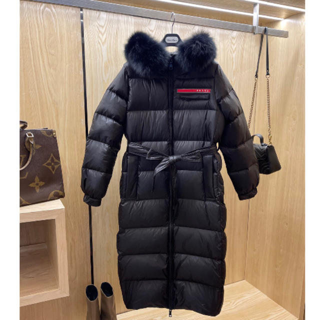 新到着 PRADA - PRADAロングダウンコートブラック黒 プラダ 即購入OK