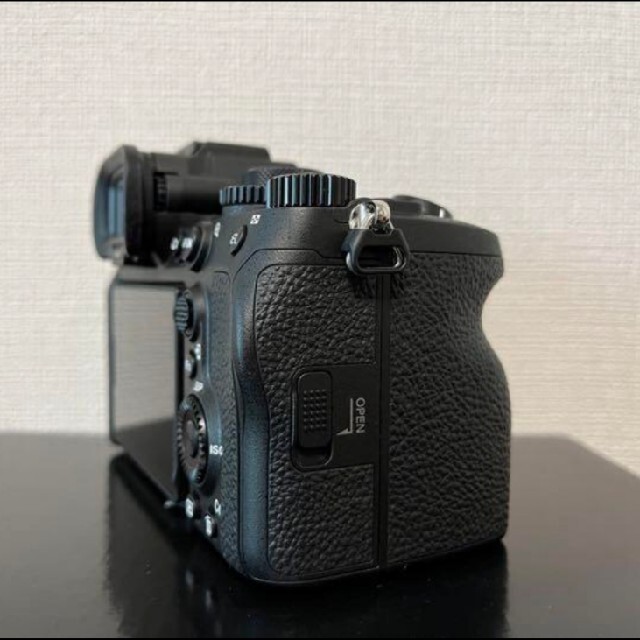SONY デジタル一眼カメラ α7 IV ILCE-7M4 スマホ/家電/カメラのカメラ(ミラーレス一眼)の商品写真
