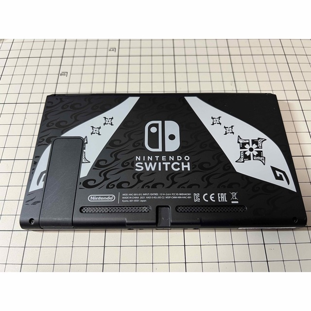 【美品】Switch モンハンライズモデル本体のみ