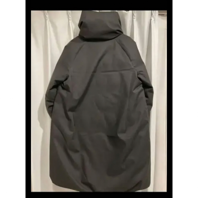 UNIQLO(ユニクロ)の＋J ハイブリッドダウンコート ブラック XL レディースのジャケット/アウター(ダウンコート)の商品写真