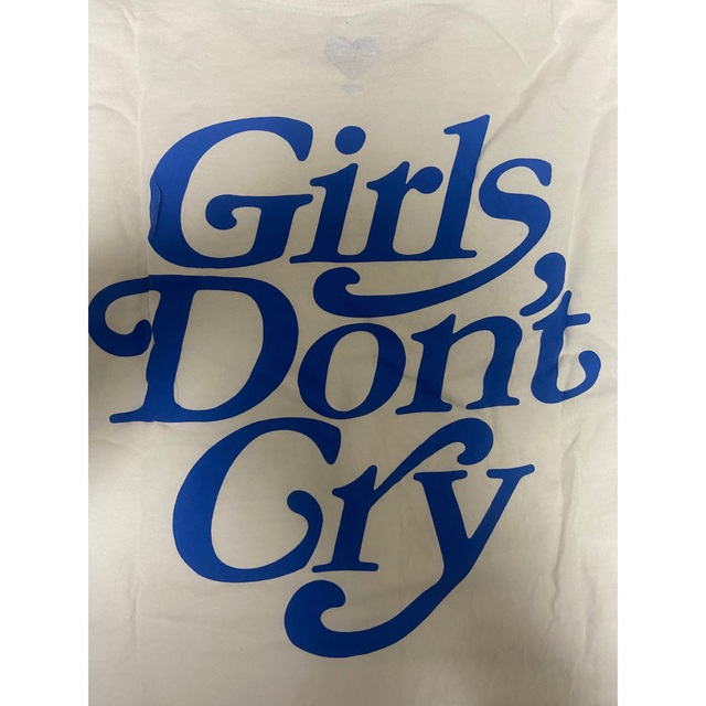 girls don't cry chocolate Jesus tee L