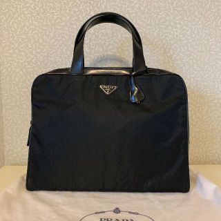プラダ ナイロントートバッグの通販 400点以上 | PRADAを買うならラクマ プラダ ナイロントートバッグの通販 400点以上 | PRADAを買うならラクマ
