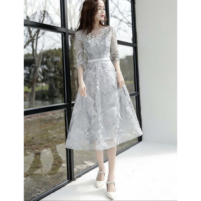 パーティードレス　お呼ばれ　結婚式 レディースのフォーマル/ドレス(ミディアムドレス)の商品写真