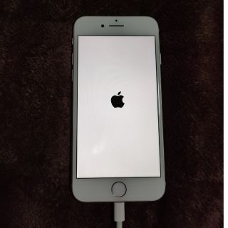 アイフォーン(iPhone)のiPhone8 64GB au simロック(スマートフォン本体)